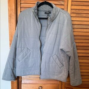 Forever 21 Women's Gray Puffer Jacket